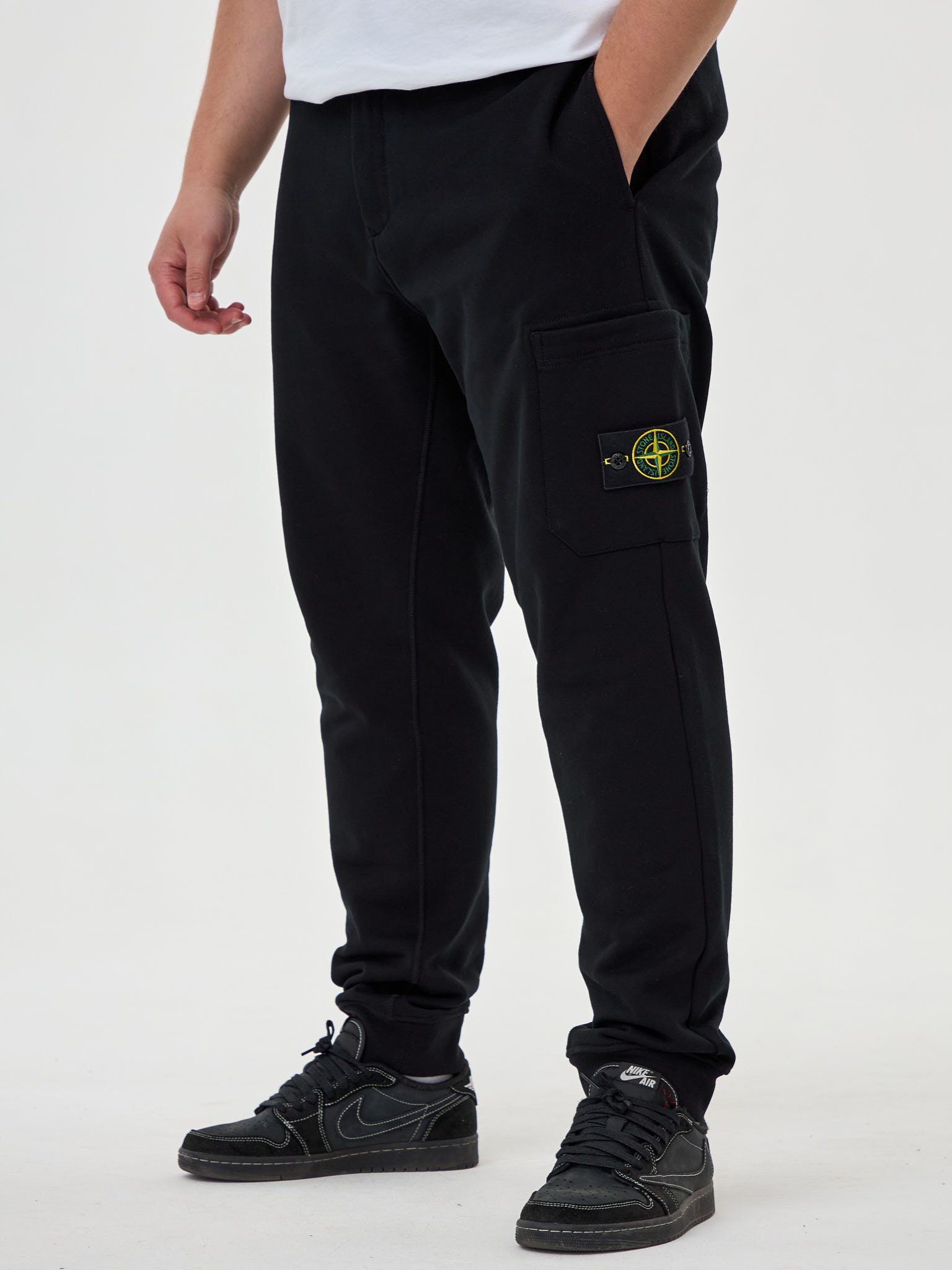 Штаны спортивные летние Stone Island черные 64551 (весна-лето) - цвет Черный