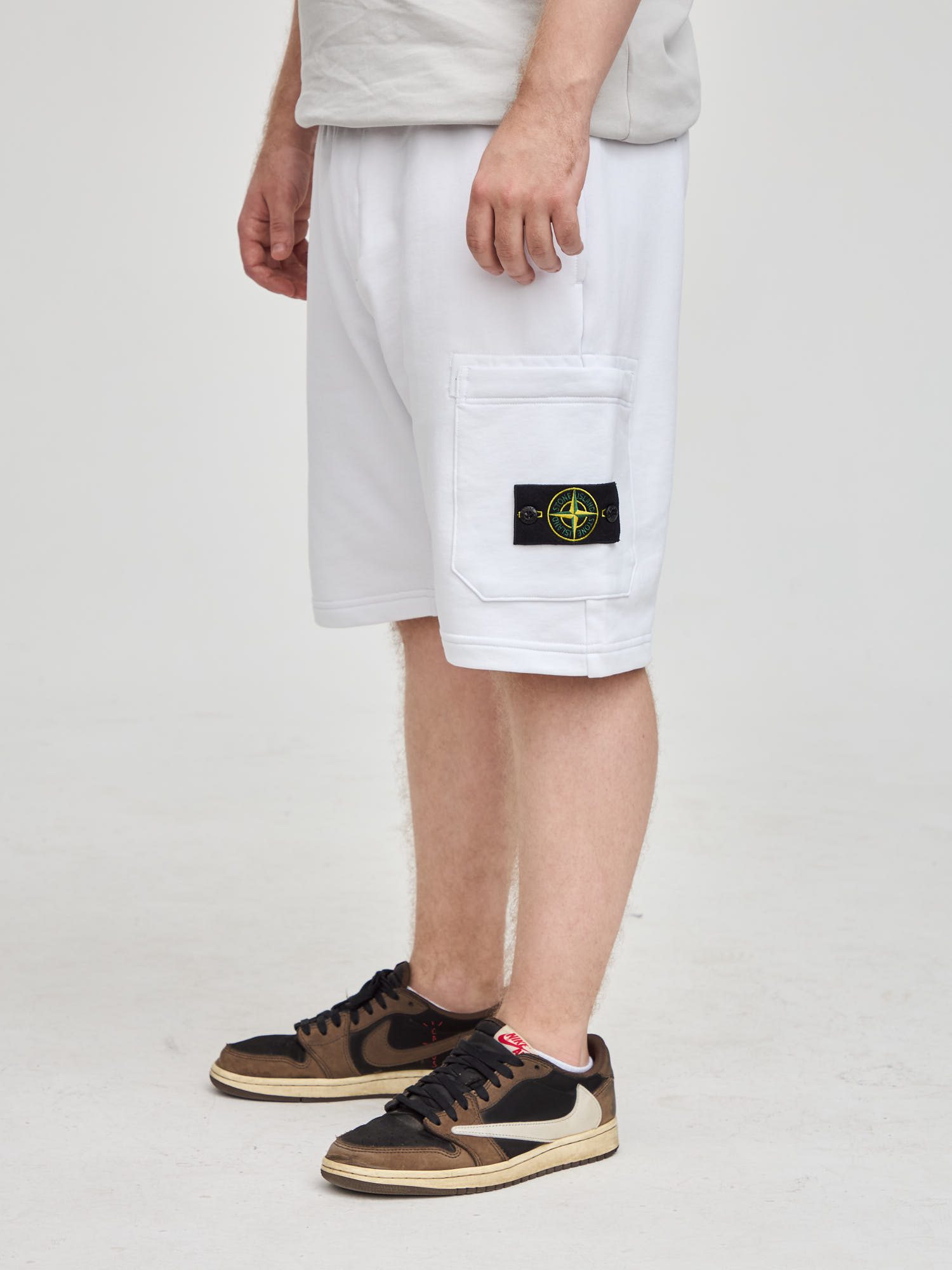 Шорты спортивные Stone Island белые 64651 - цвет Белый
