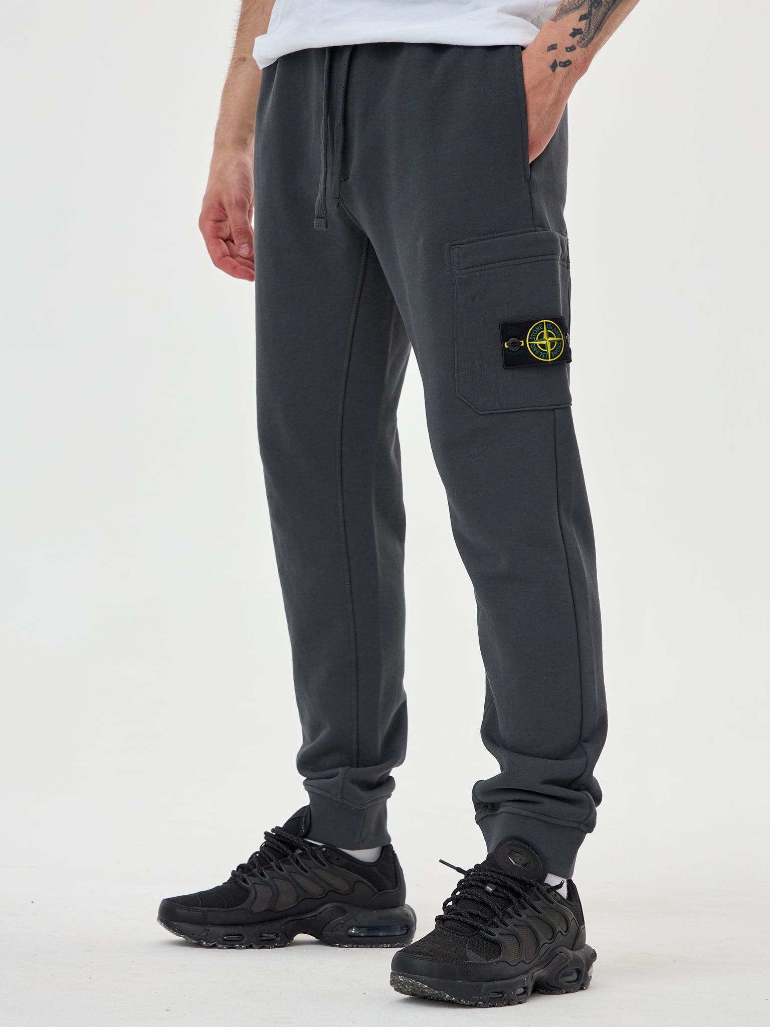 Штаны спортивные летние Stone Island темно-серые 64551 (весна-лето) - цвет Темно-серый