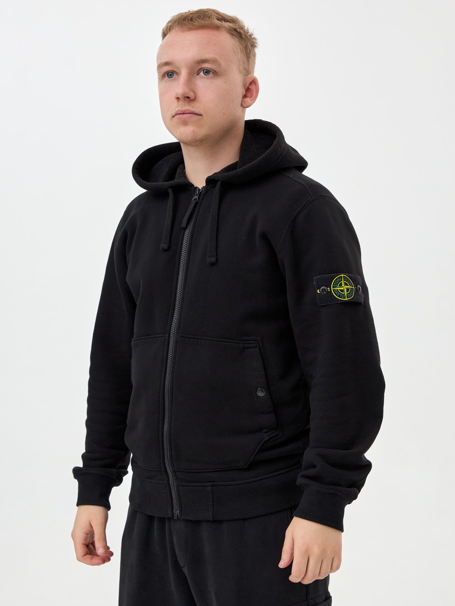 Зип худи Stone Island черная 61620 (осень-зима) - цвет Черный