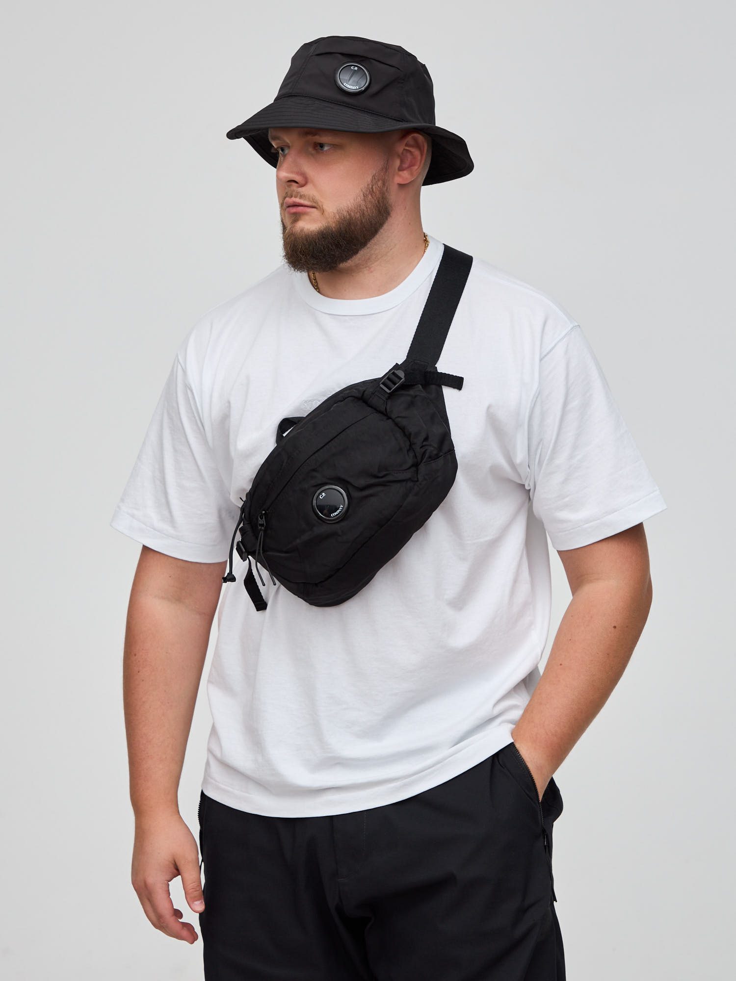 Сумка C.P. COMPANY Nylon B Crossbody Pack черная - цвет Черный