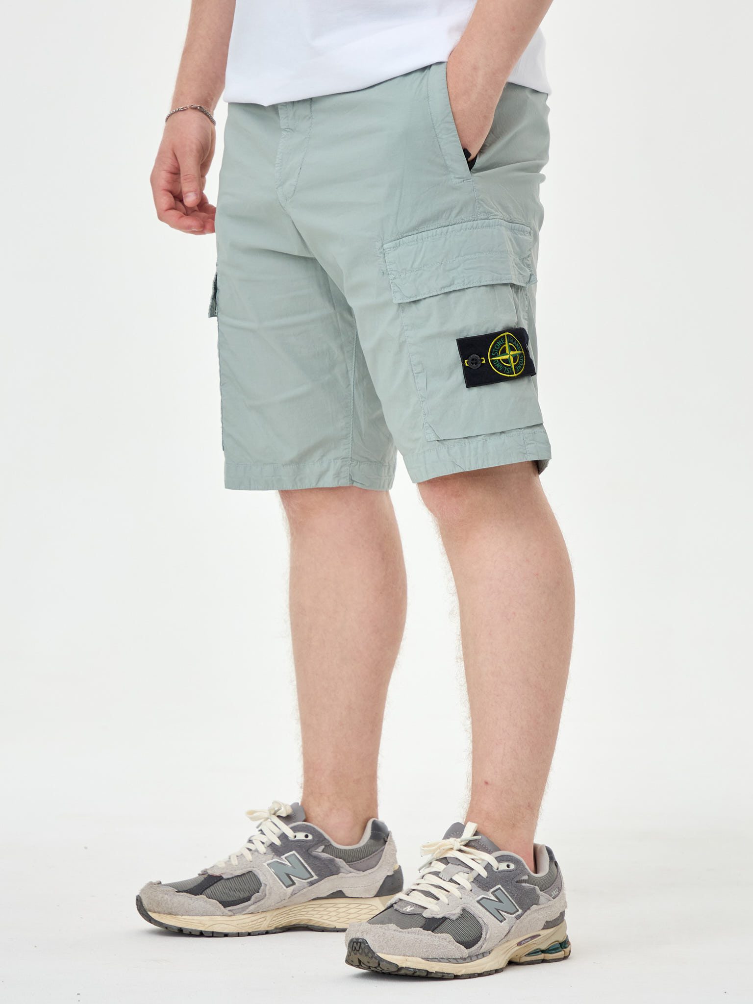 Шорты карго легкие Stone Island светло-серые L0803 - цвет Светло-серый