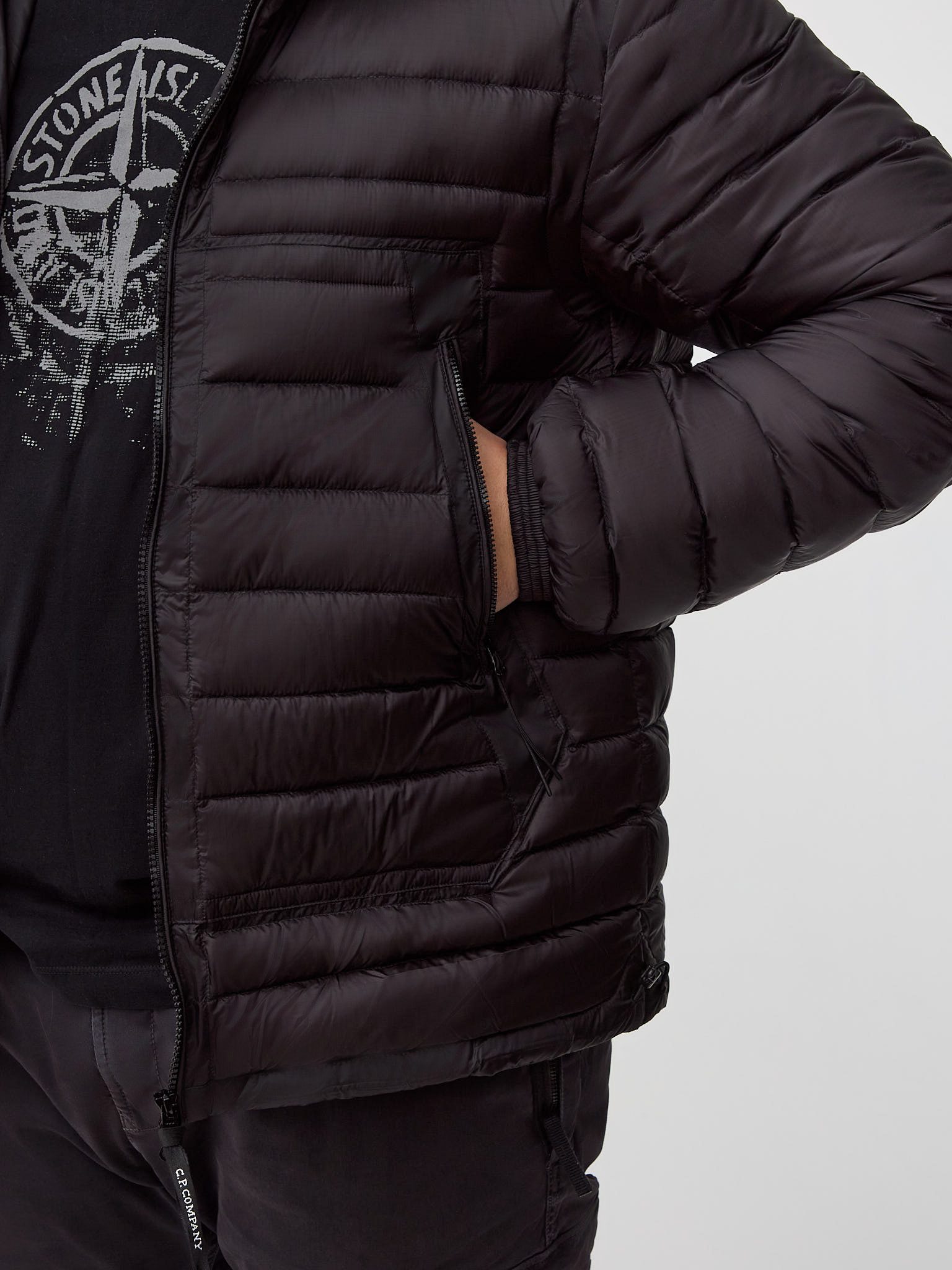 Пуховая куртка легкая C.P. Company D.D. SHELL Goggle jacket черная