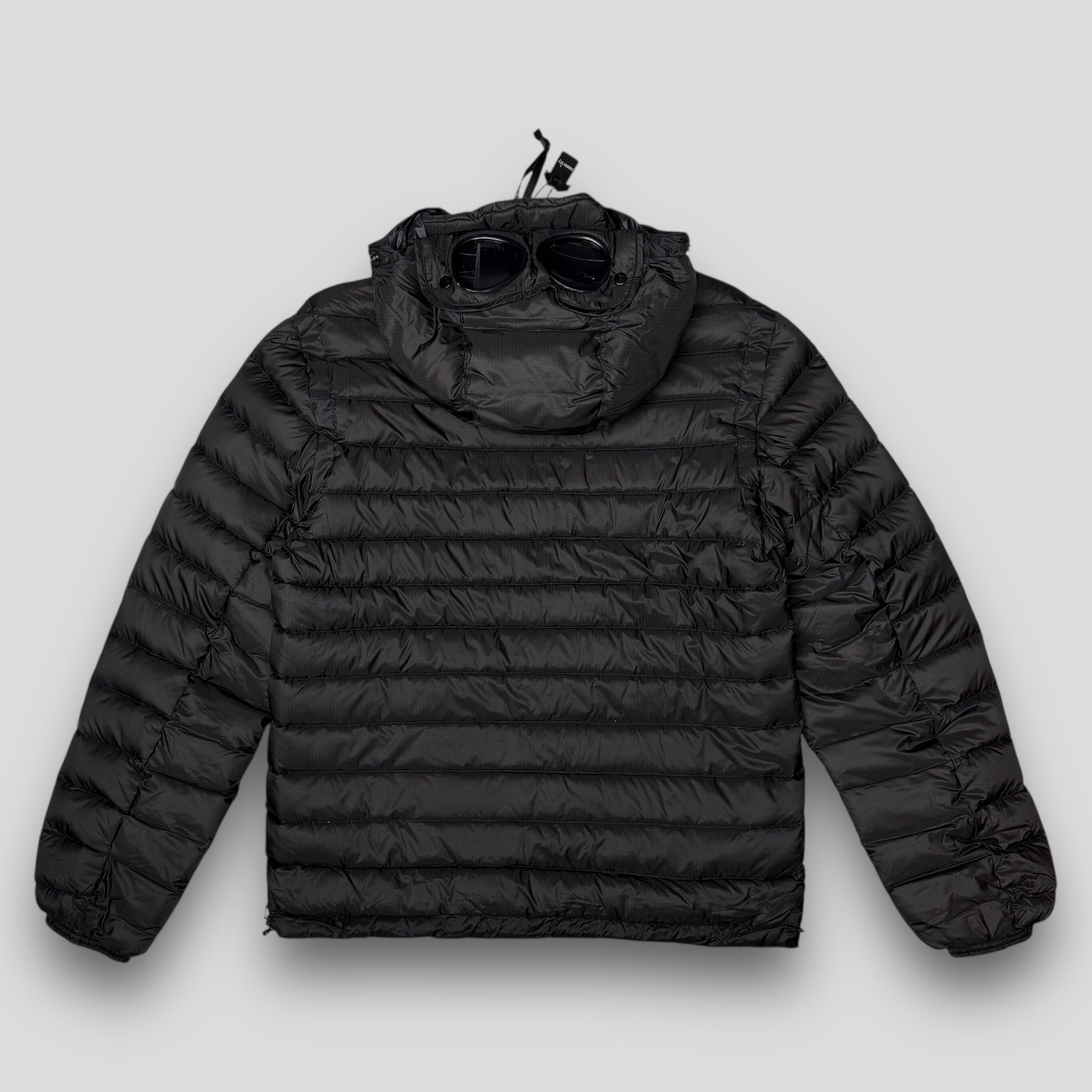 Пуховая куртка легкая C.P. Company D.D. SHELL Goggle jacket черная