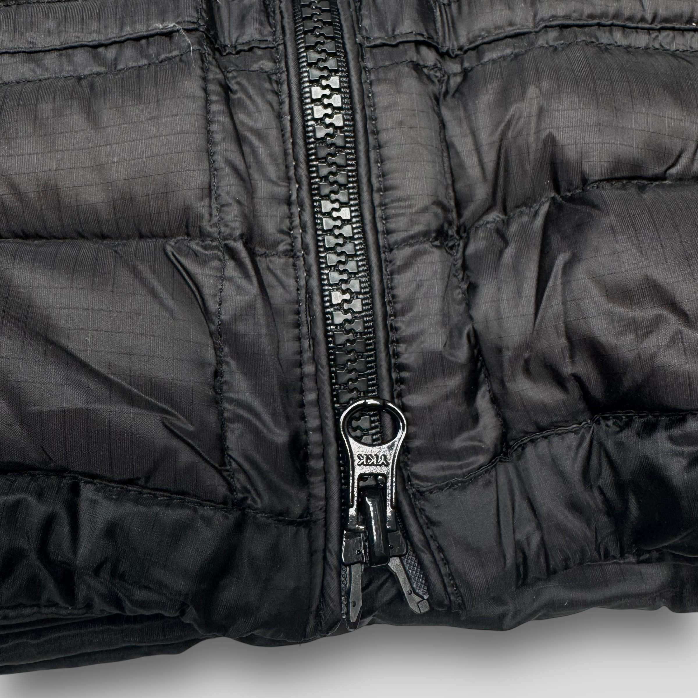 Пуховая куртка легкая C.P. Company D.D. SHELL Goggle jacket черная