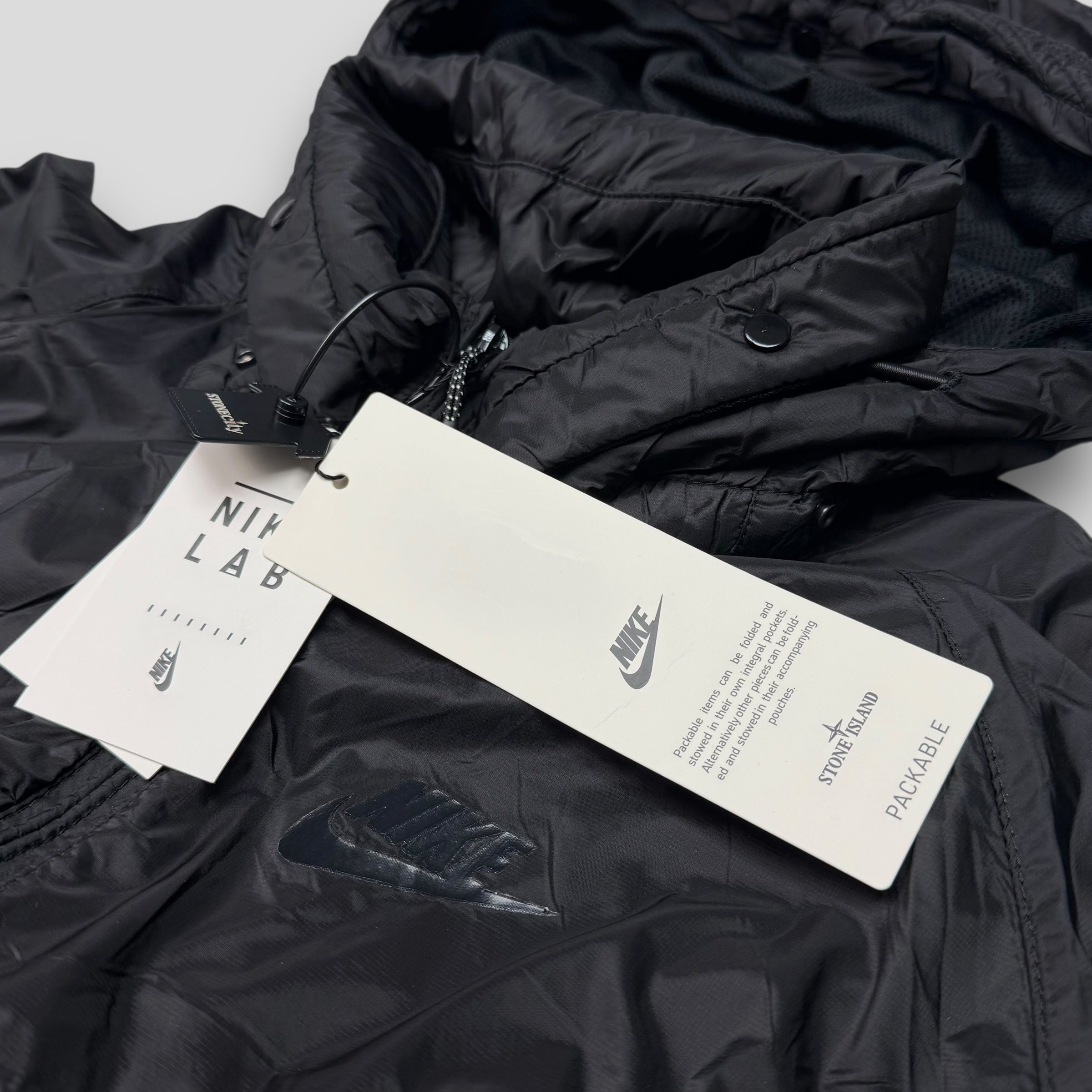 Ветровка Nike x Stone Island Hyperlight Membrana Windrunner (PACKABLE) черная