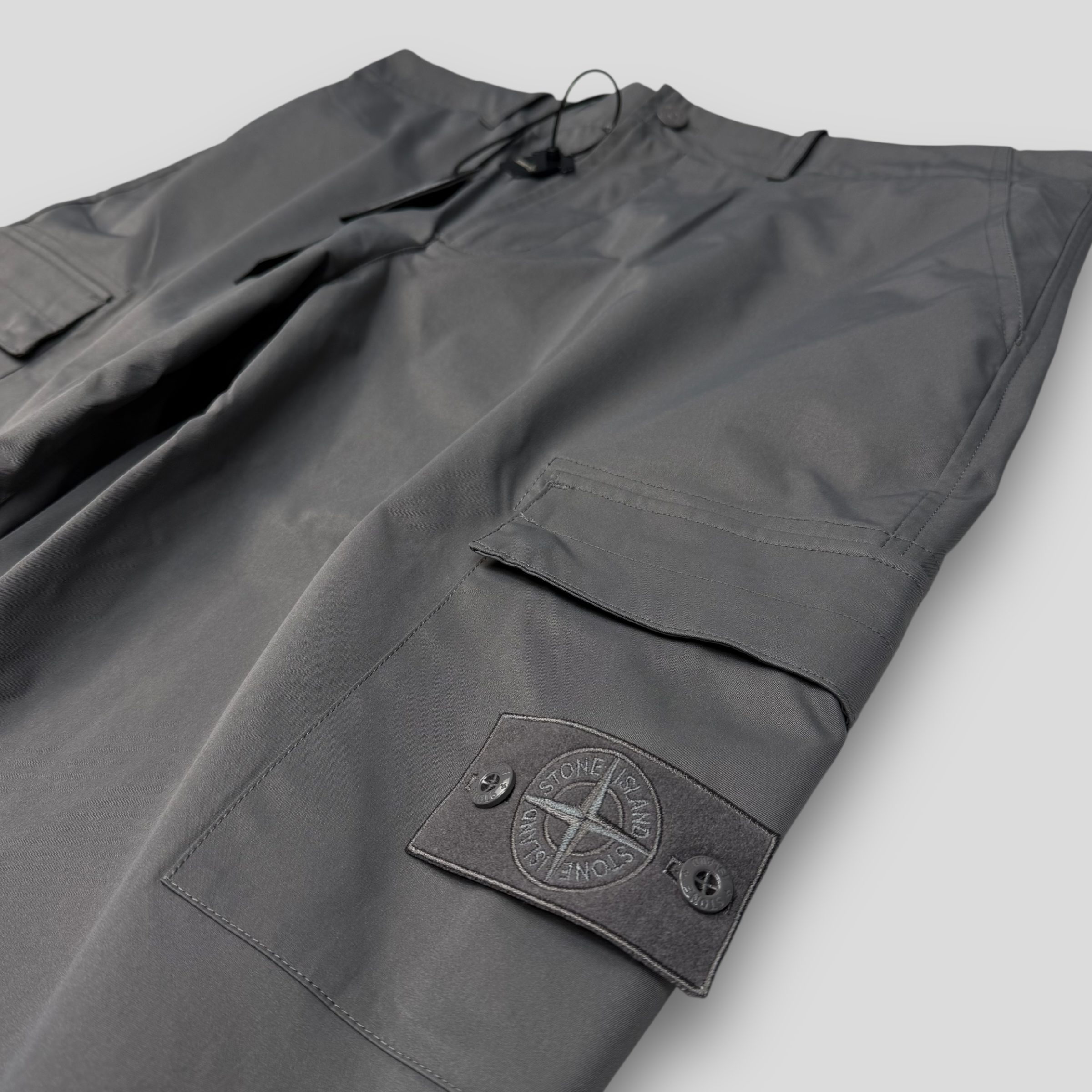 Штаны карго Stone Island Ghost Peace серо-бежевые