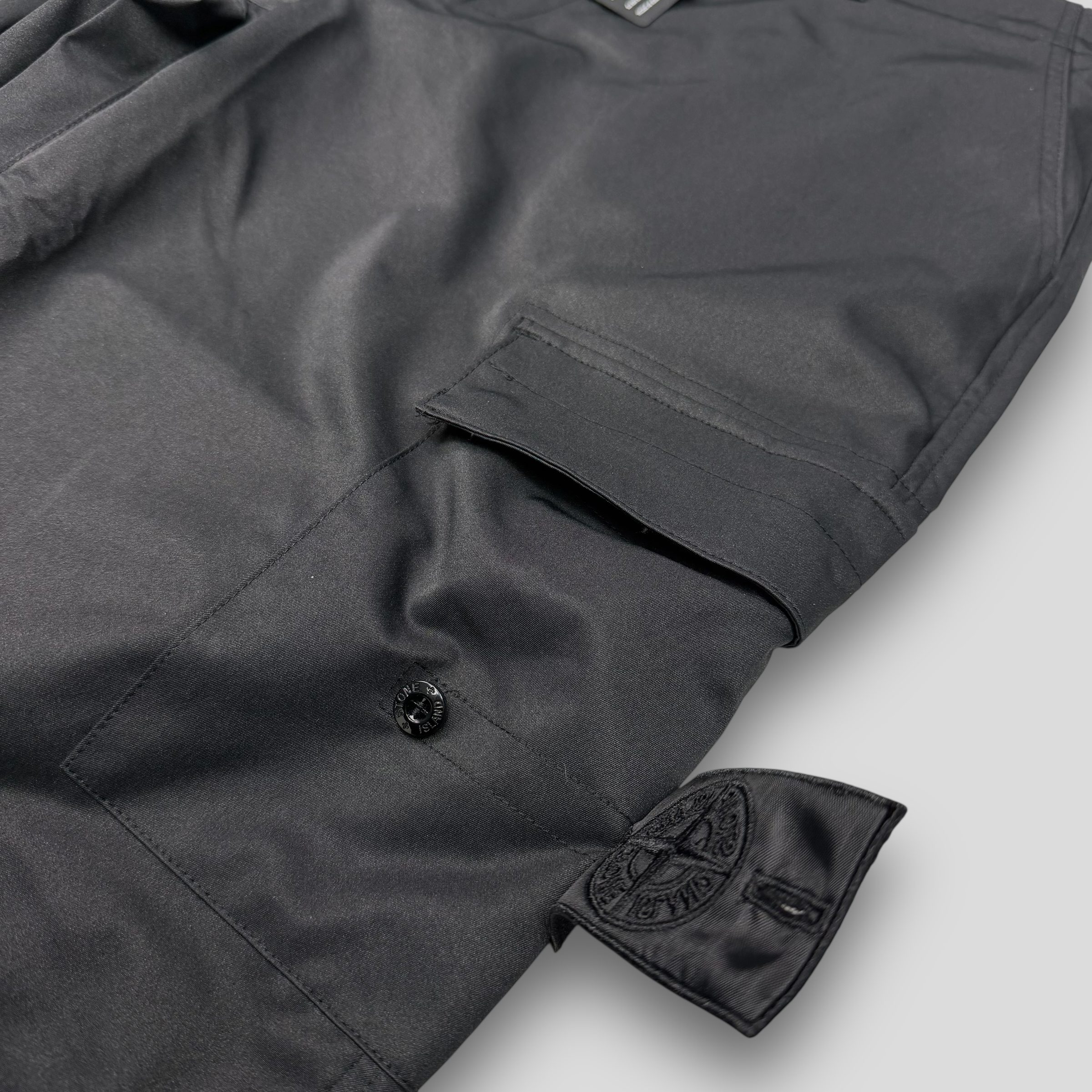 Штаны карго Stone Island Ghost Peace черные