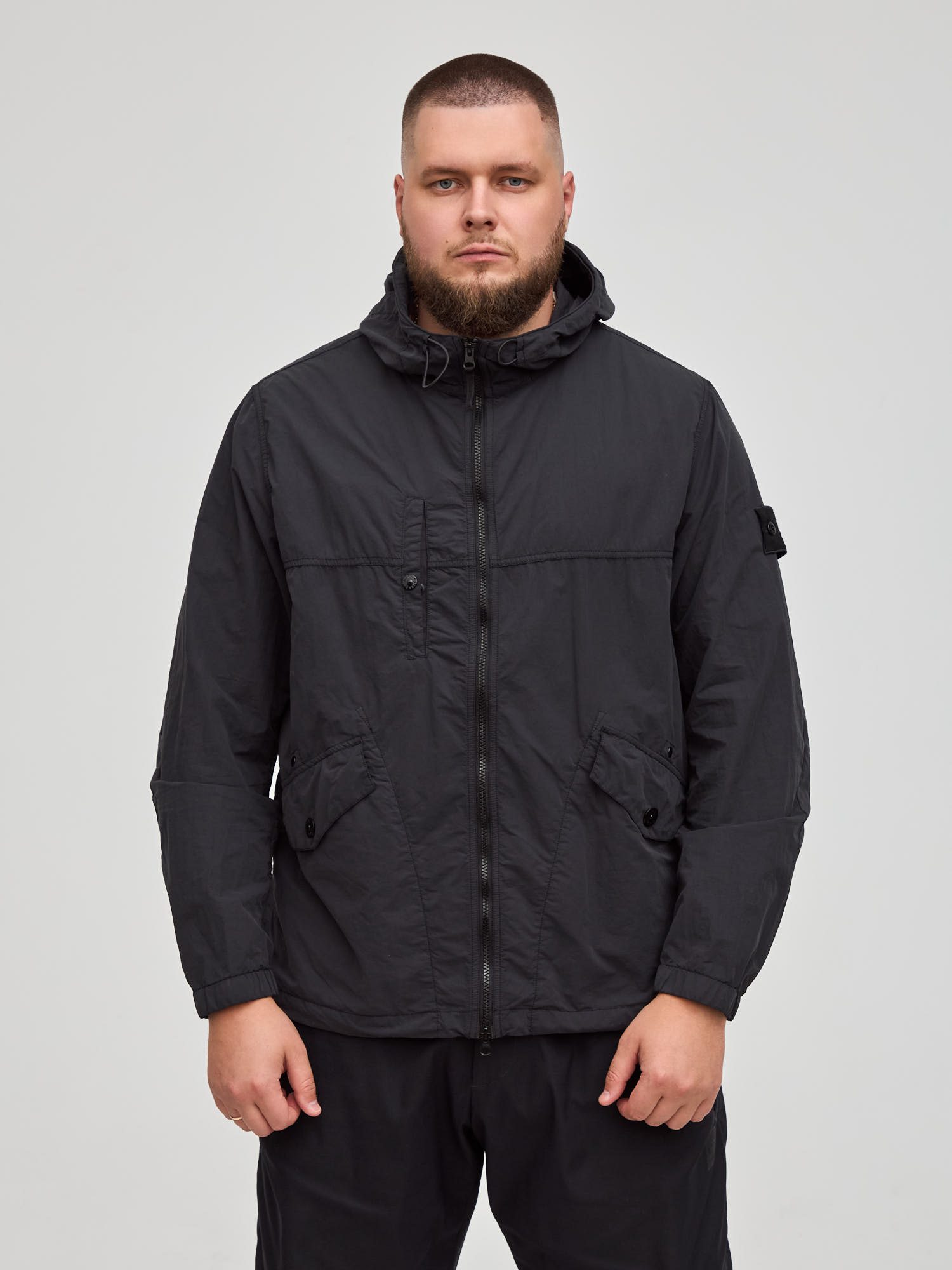 Ветровка Stone Island Ghost Piece Nylon Smerigliato черная - цвет Черный