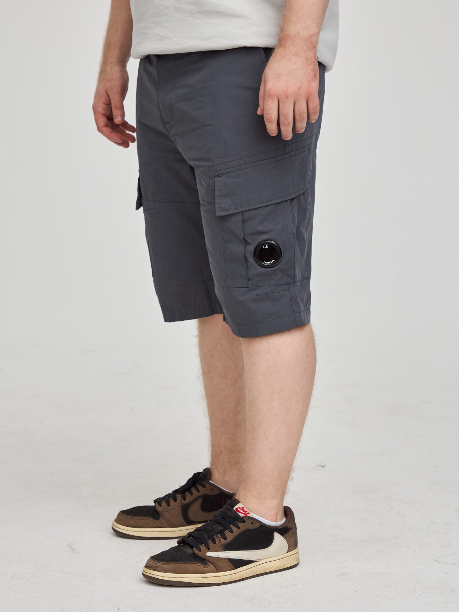 Шорты карго C.P. Company Lens Cargo Shorts серые