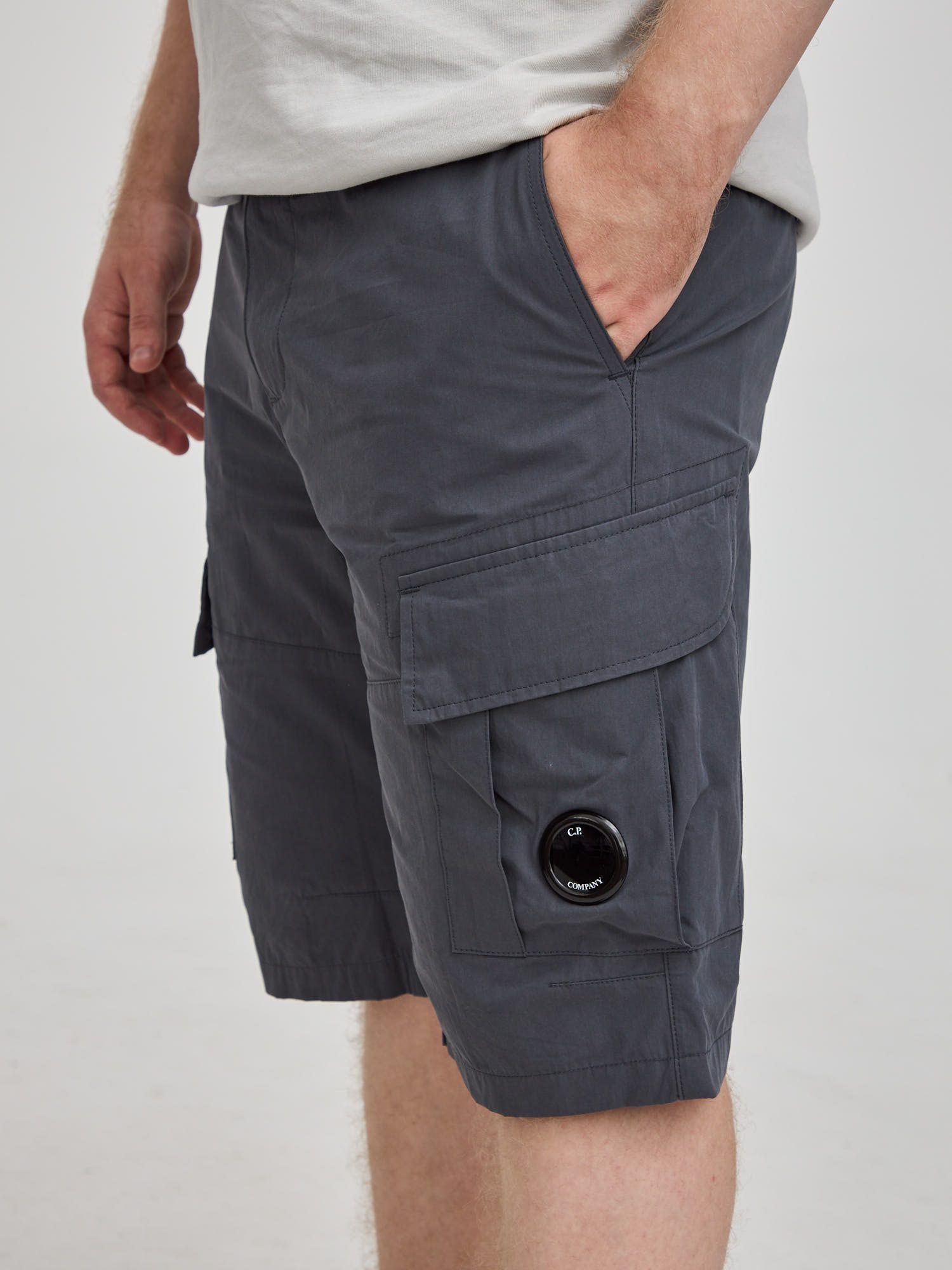 Шорты карго C.P. Company Lens Cargo Shorts серые