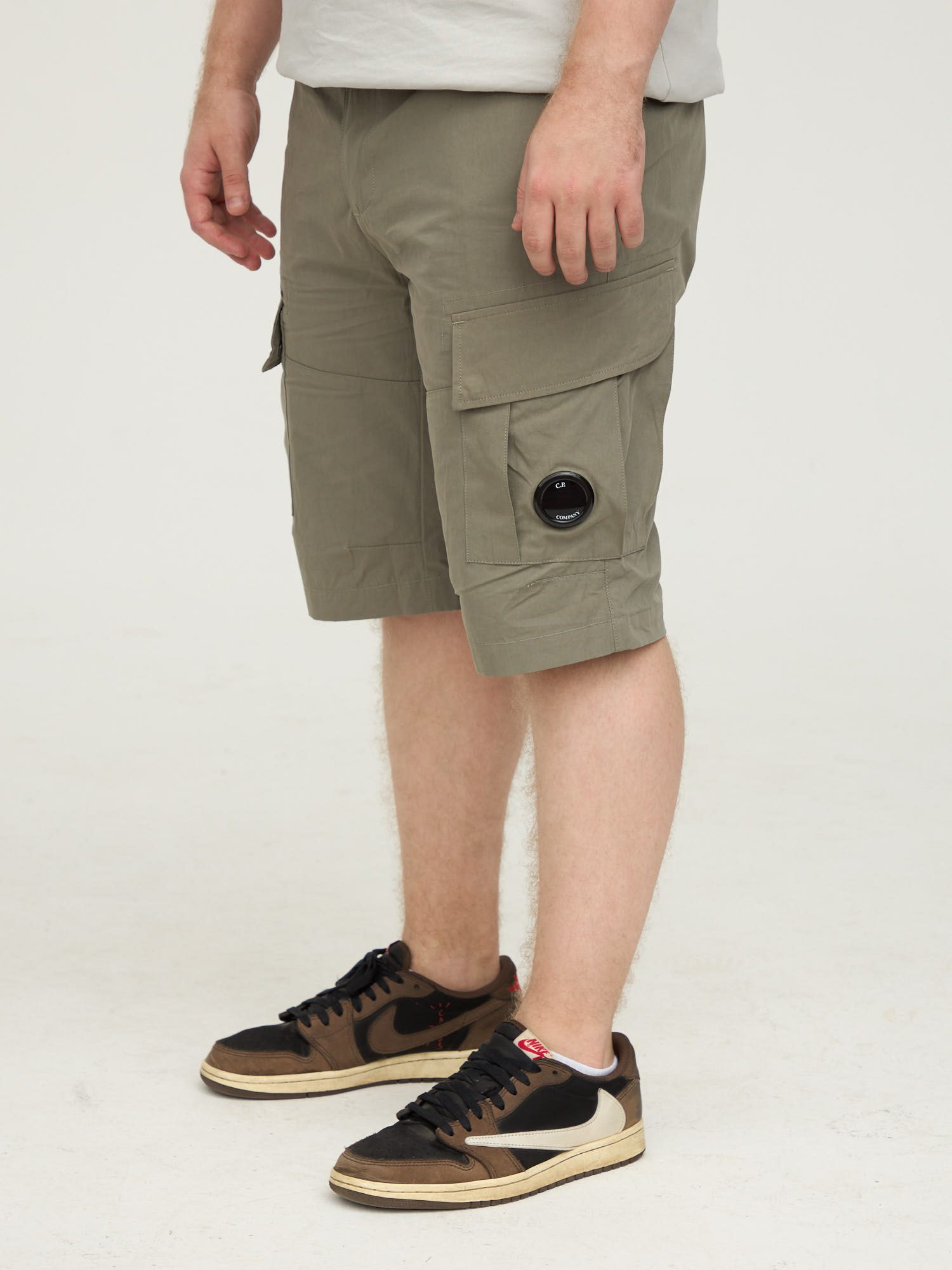 Шорты карго C.P. Company Lens Cargo Shorts хаки
