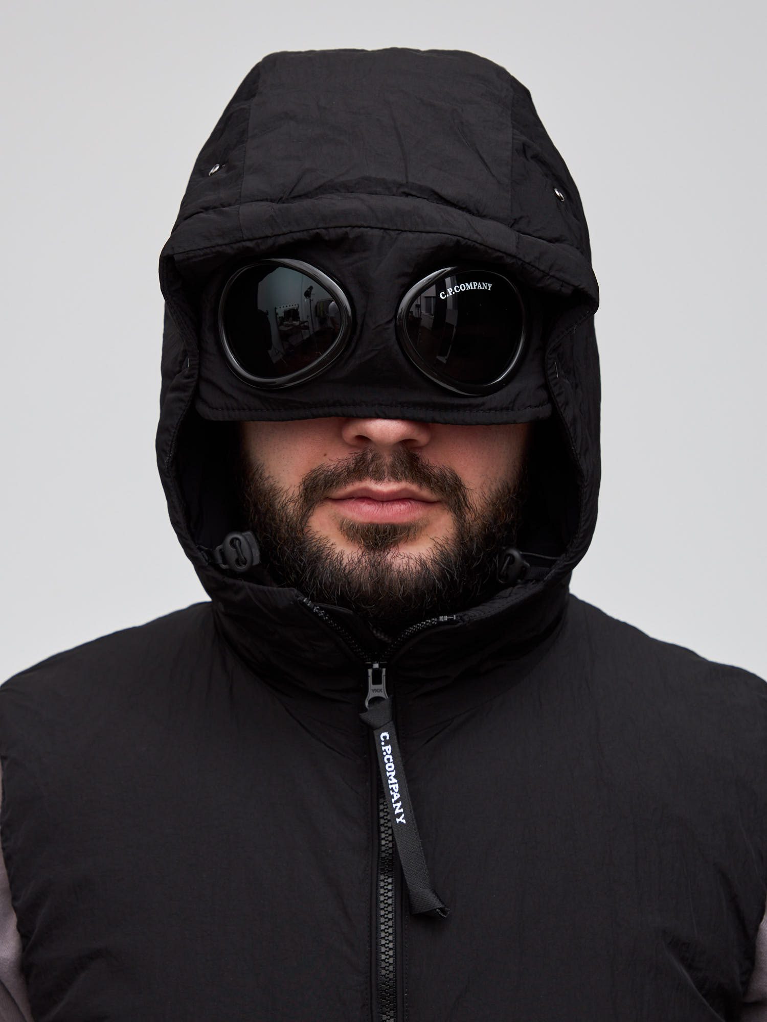 Жилет C.P. Company Chrome-R Goggle Vest черный
