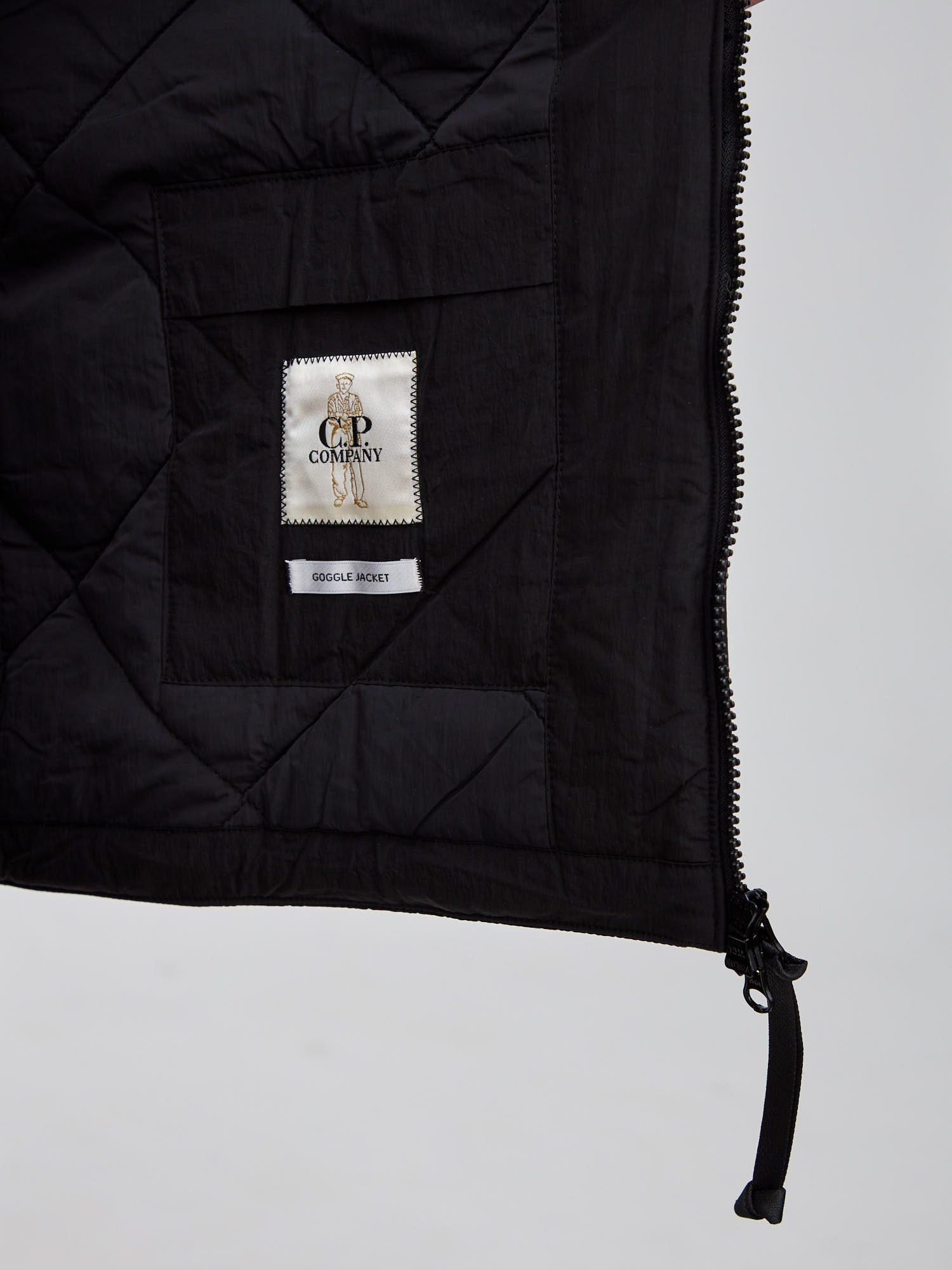Жилет C.P. Company Chrome-R Goggle Vest черный