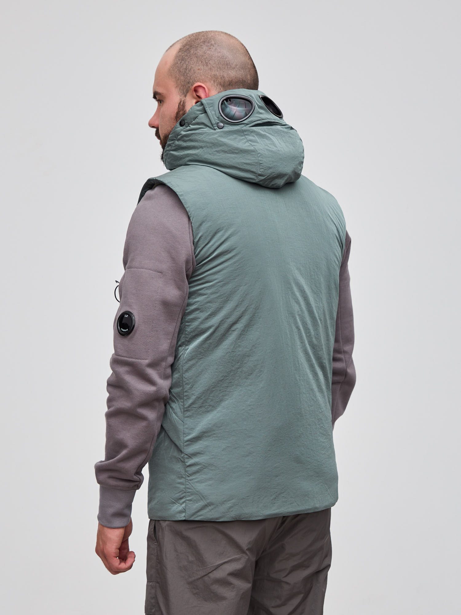 Жилет C.P. Company Chrome-R Goggle Vest зеленый