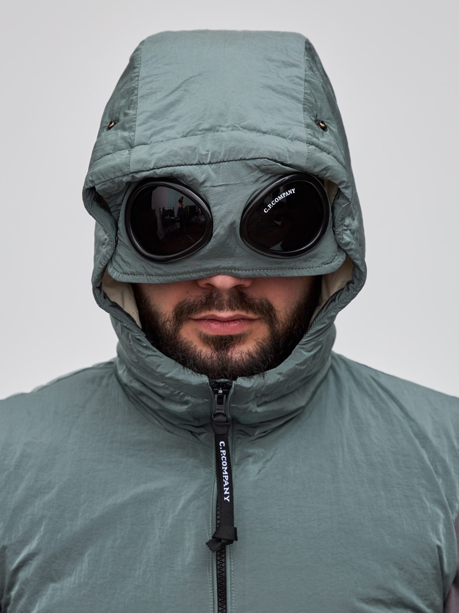 Жилет C.P. Company Chrome-R Goggle Vest зеленый