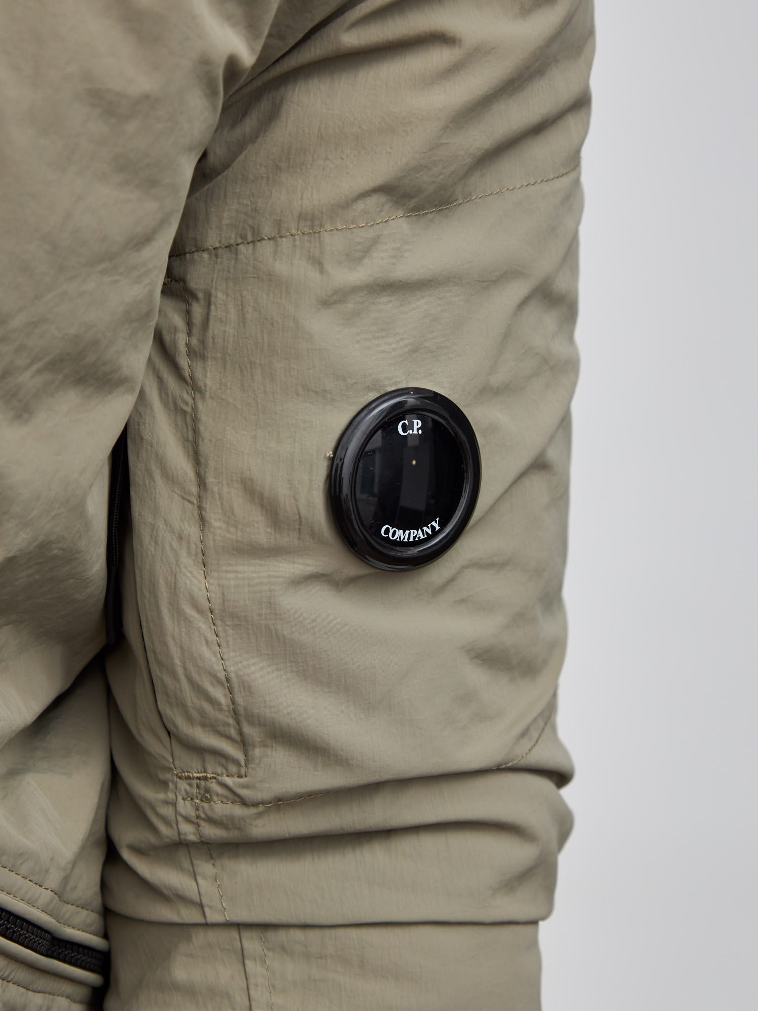 Куртка бомбер C.P. Company Chrome-R Bomber Jacket хаки