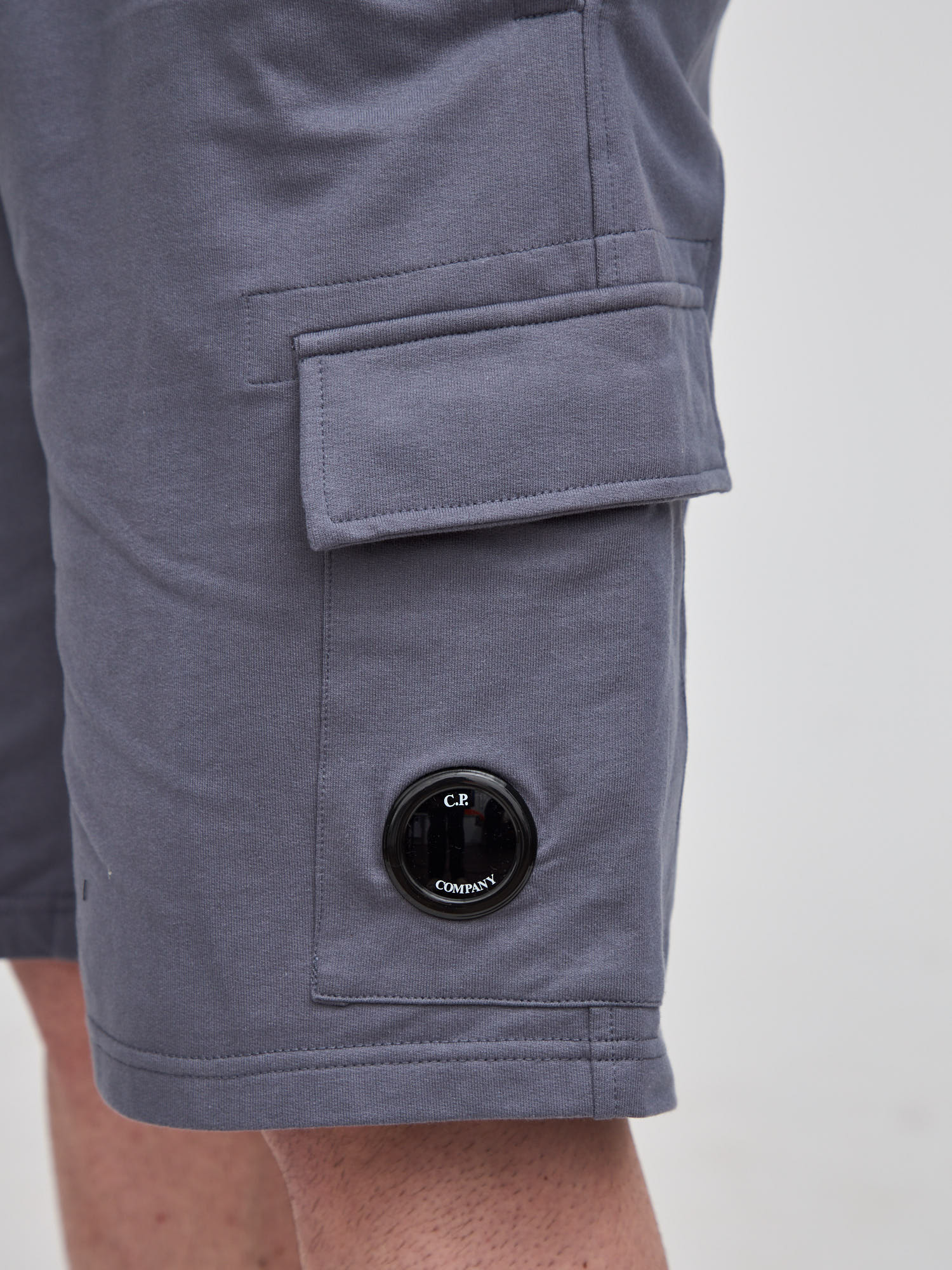 Шорты спортивные C.P. Company Lens Cargo Sweat Shorts серые