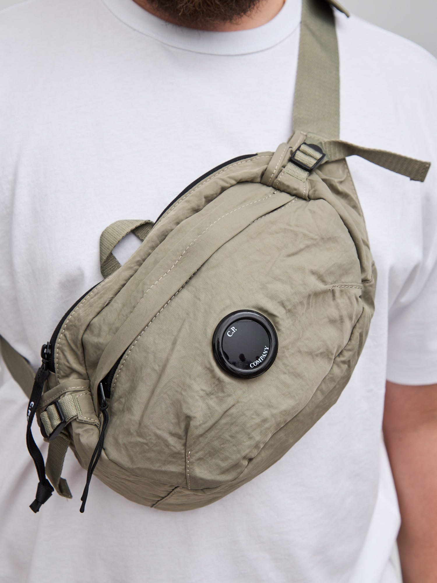 Сумка C.P. COMPANY Nylon B Crossbody Pack светло-зеленая