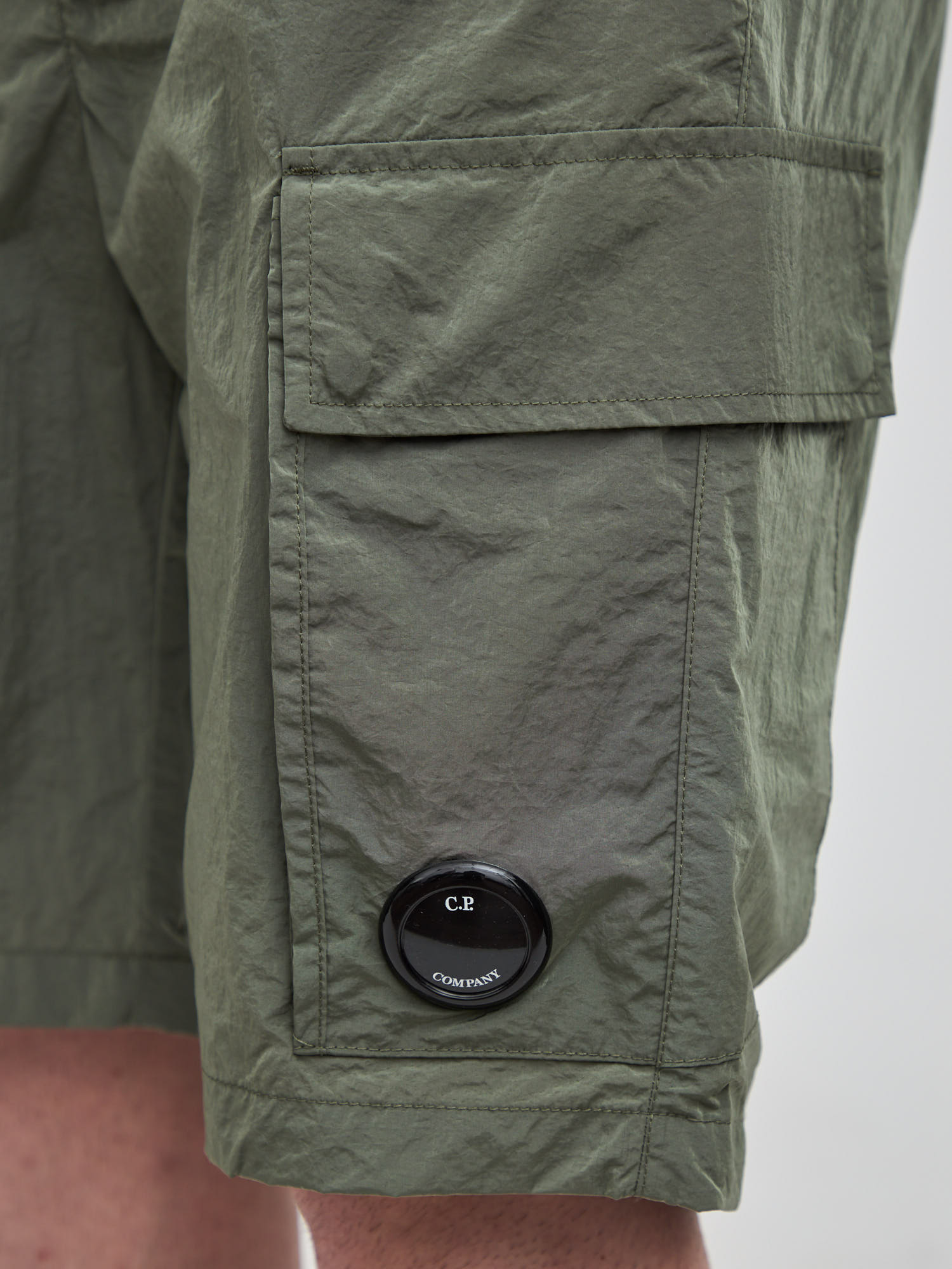 Шорты спортивные C.P. Company Nylon Cargo хаки