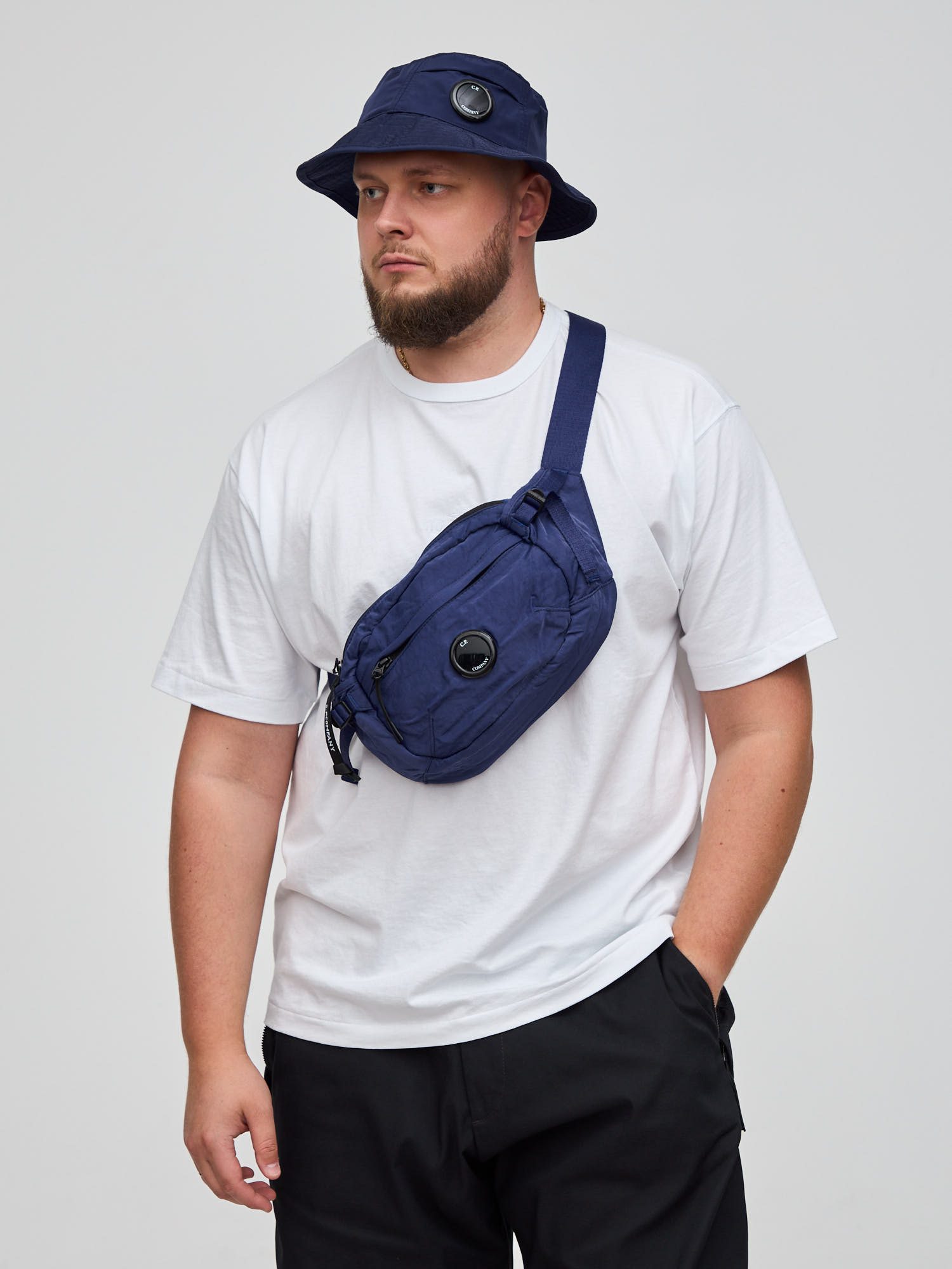 Сумка C.P. COMPANY Nylon B Crossbody Pack темно-синяя - цвет Темно-синий