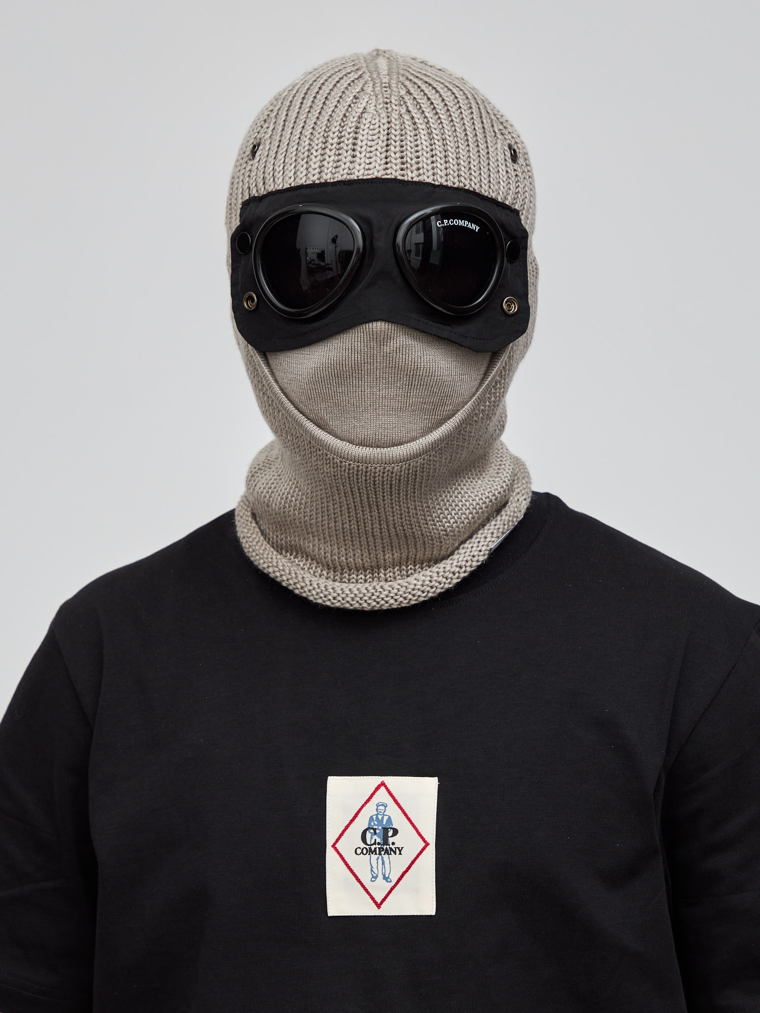 Балаклава C.P. Company Goggle Balaclava серая