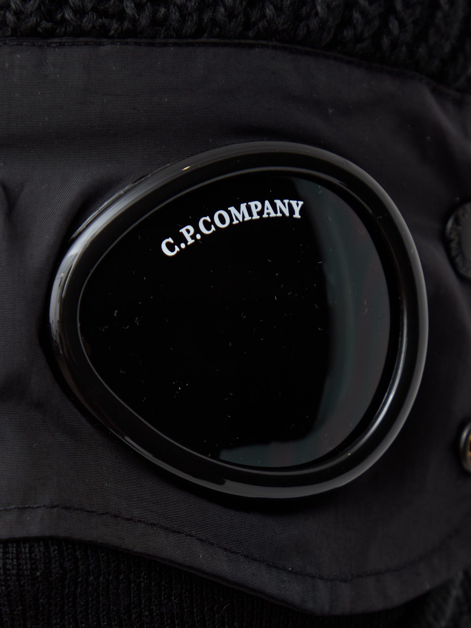 Балаклава C.P. Company Goggle Balaclava черная